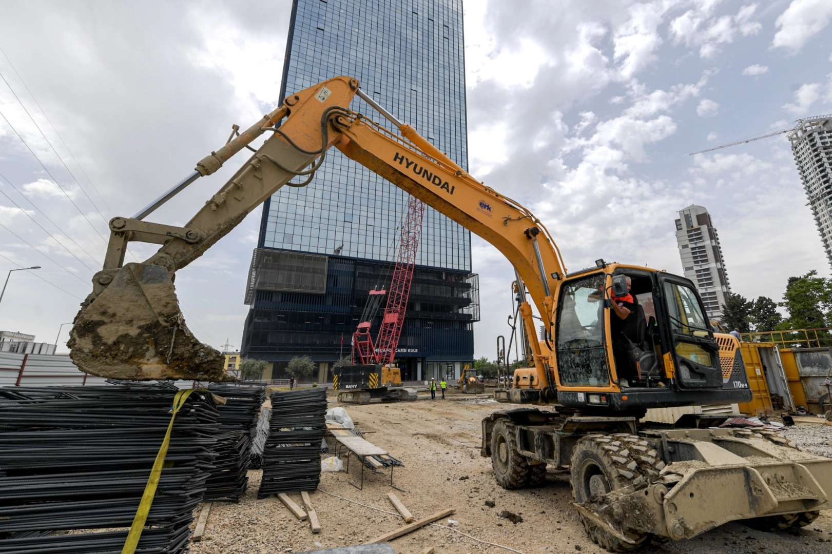 Mürselpaşa Alt Geçidi’nde kazı çalışmaları başladı