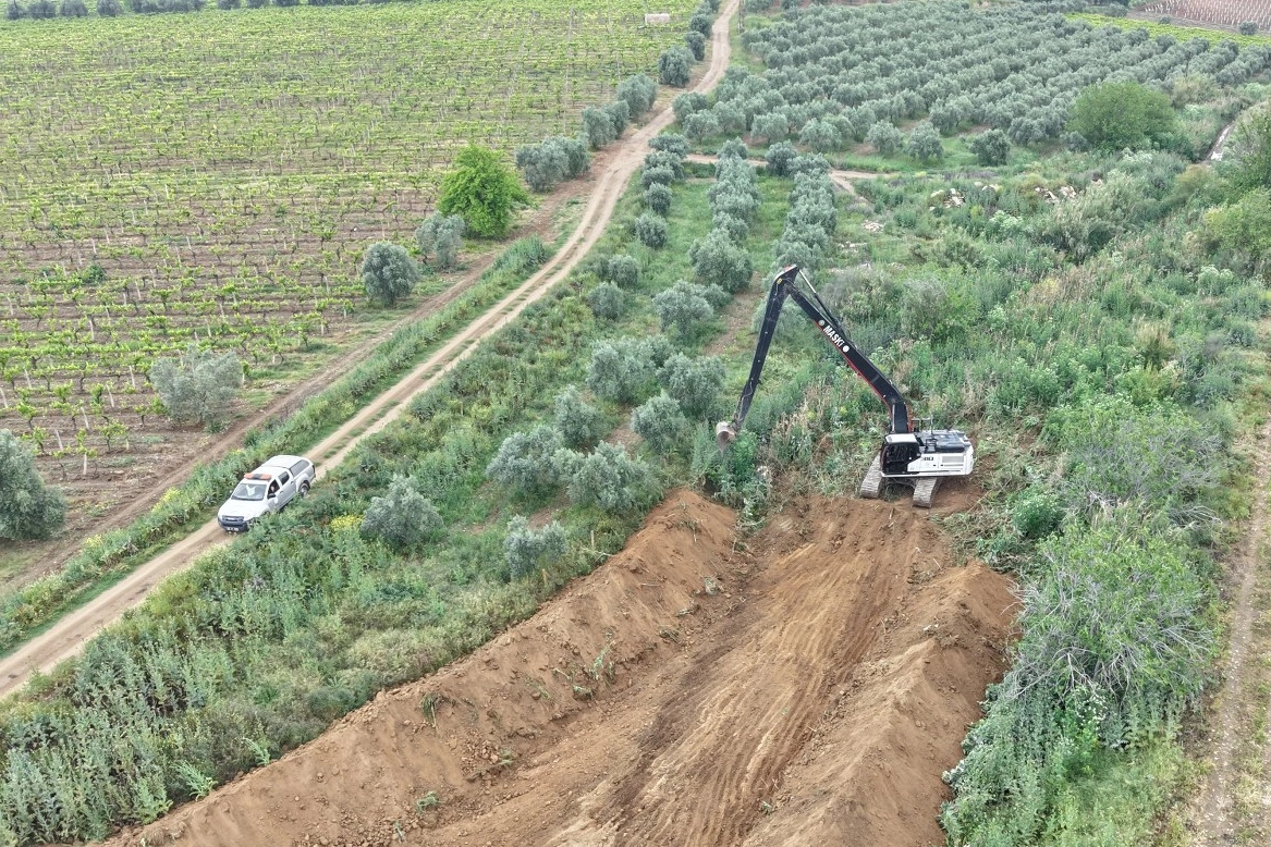 Manisa'da dereler temizleniyor