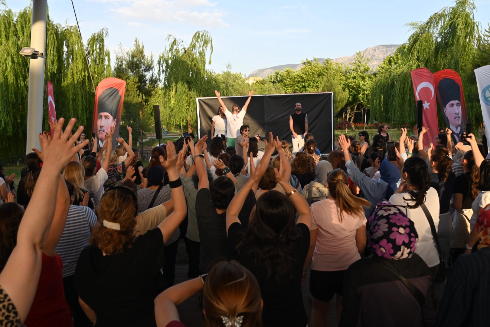 Manisa gençliğinin dans ve spor coşkusu