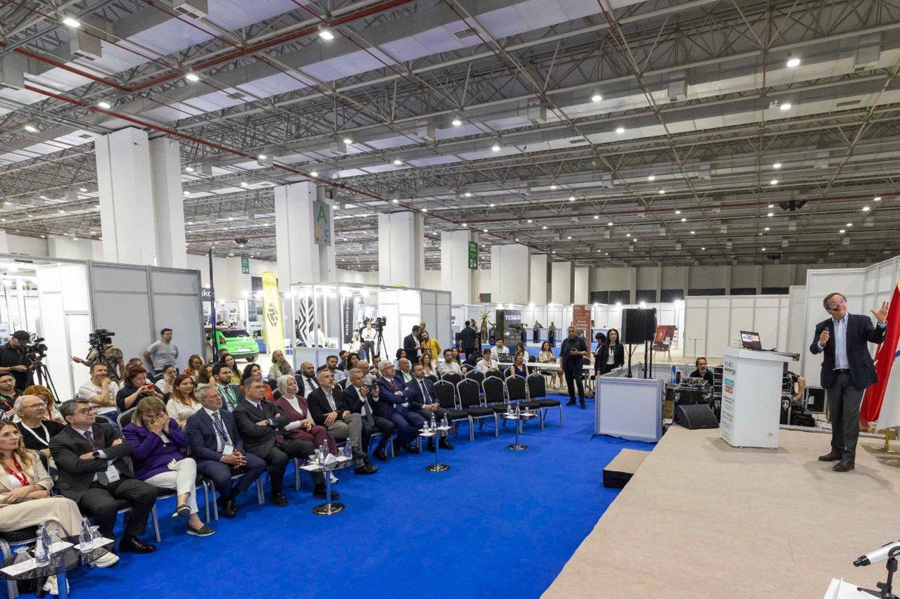 Dünyaca ünlü şehir plancısı Gil Penalosa: İzmirliler çok şanslı