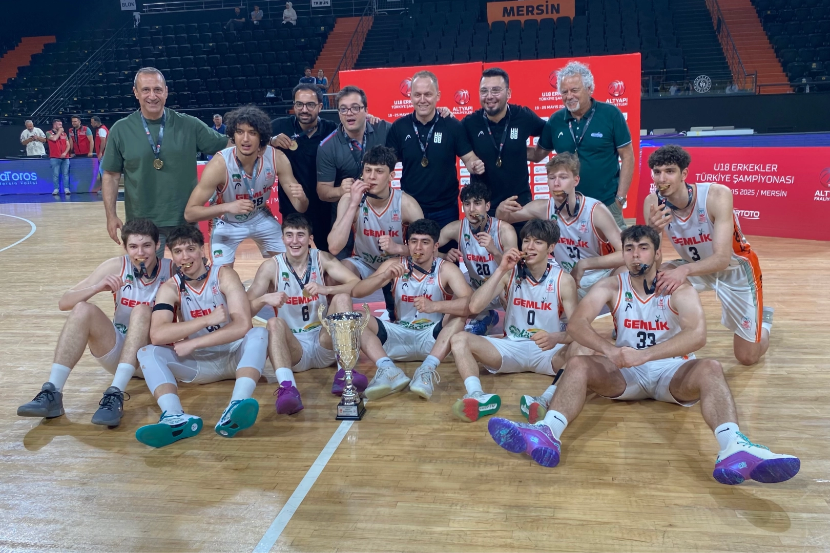 'U18 Erkekler'in Türkiye kupası Tofaş'ın