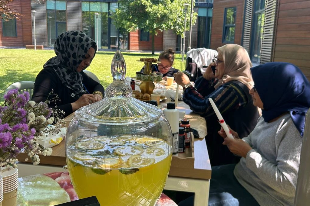 Sakarya'da Engelsiz Hobi Atölyelerinde annelere renkli mola