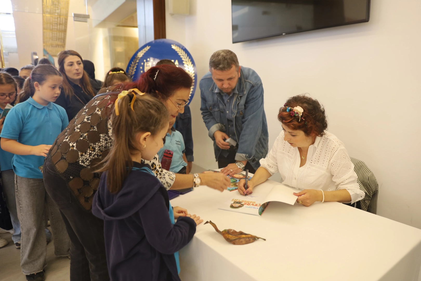 ‘Çevre Dedektifi’ kitabının yazarı Bursalı çocuklarla buluştu