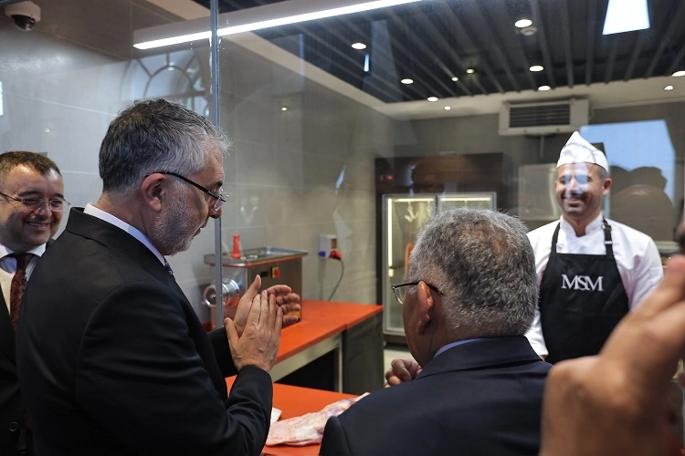 Kayseri Mutfak Sanatları Merkezi'ne Bakan Işıkhan'dan tam not