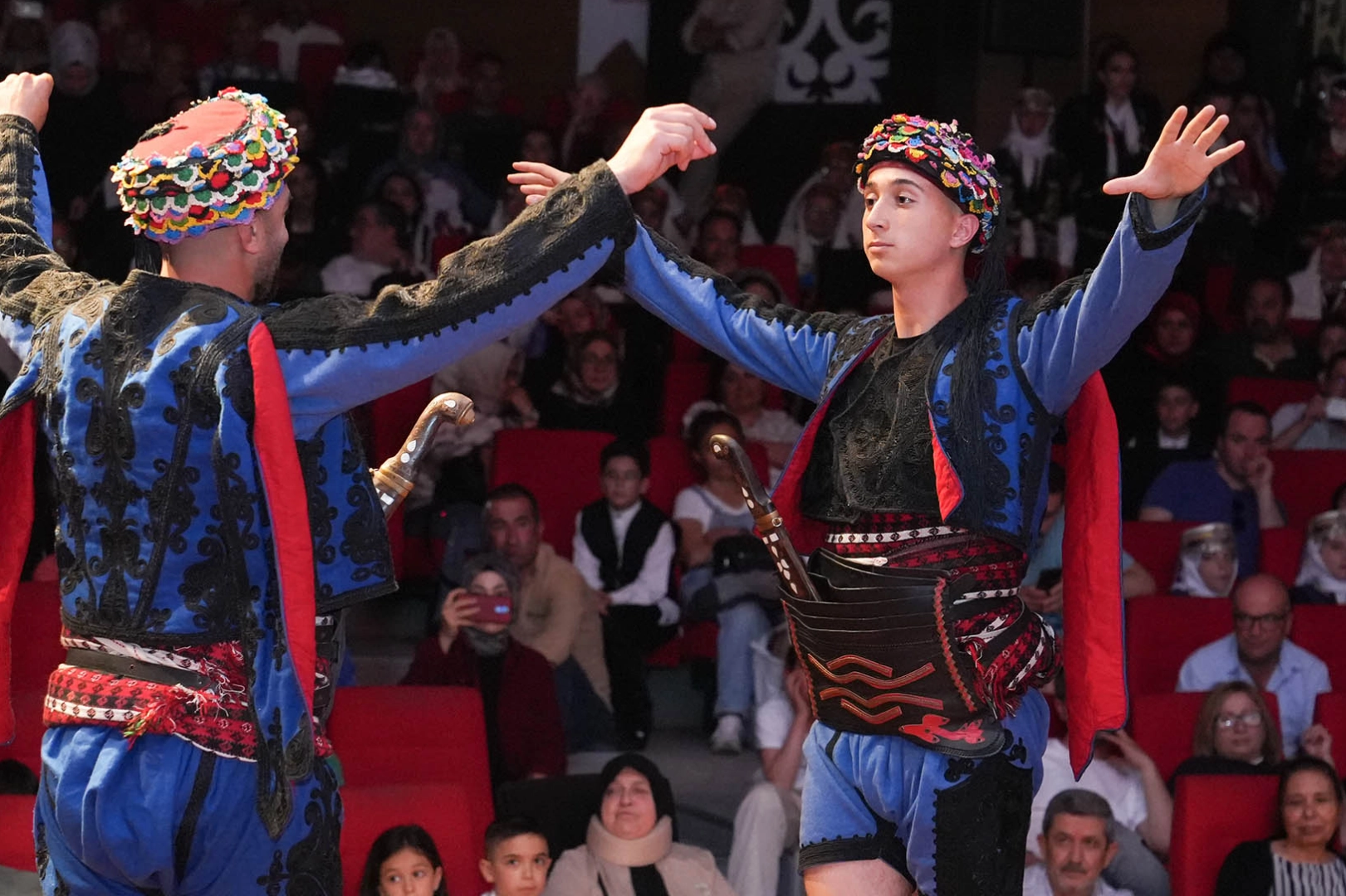 'Yedi Bölge Tek Yürek' gösterisine büyük ilgi 