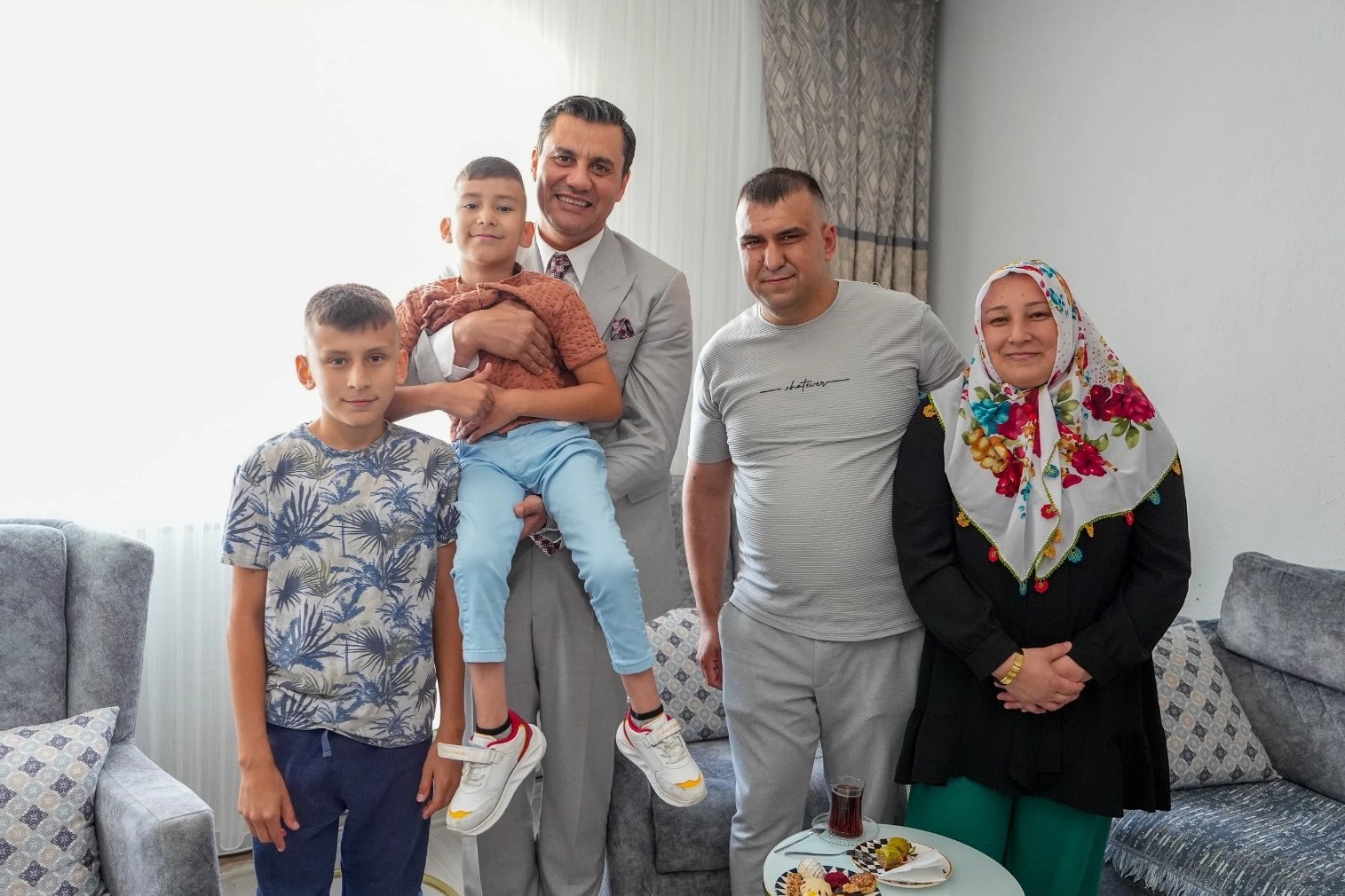 Manisa'da küçük Ali'ye Başkan'dan bayram sürprizi