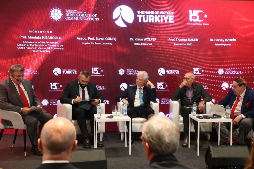 Viyana'da 'Zaferin Adı Türkiye' paneli