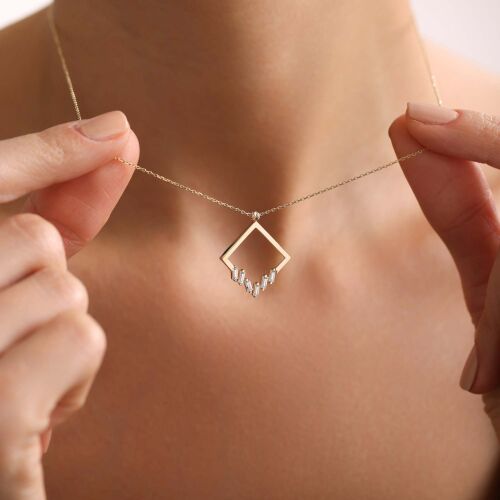 Altın Küpe ve Kolye Kombinleri Sembolgold'un Önerisi