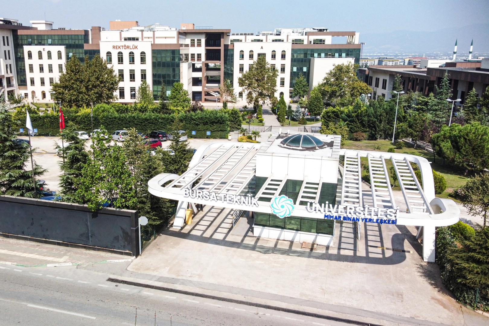 BTÜ'de tüm kontenjanlar doldu