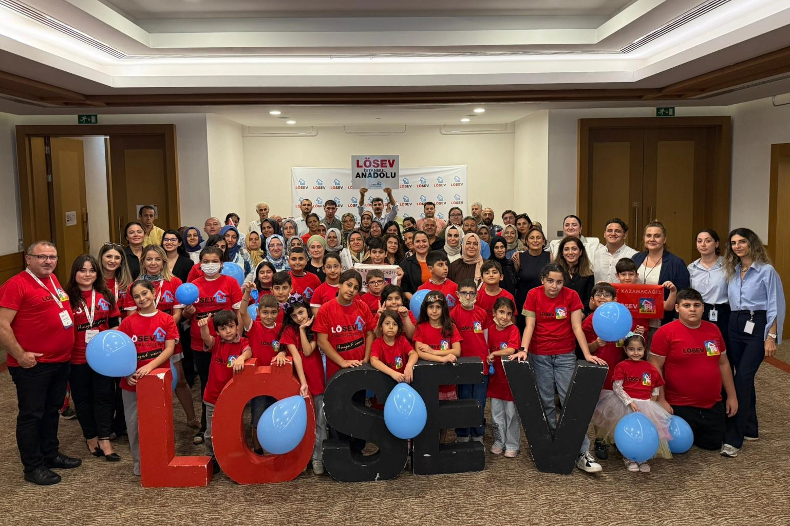 İstanbul Anadolu Yakası'nda LÖSEV aileleri buluştu