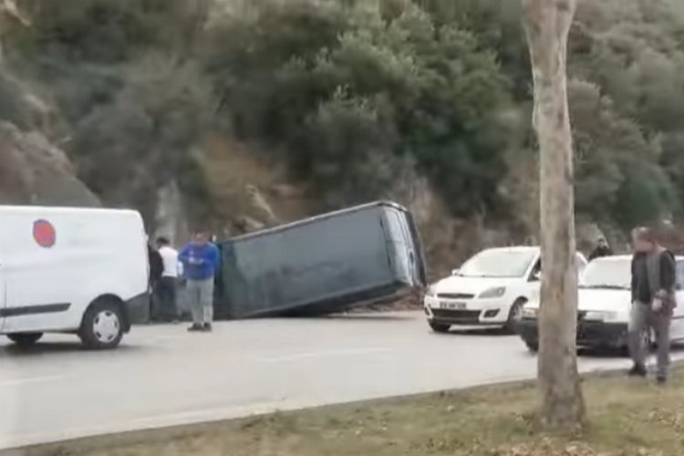 Bursa Kestel’de trafik kazası: 1 ölü, 2 yaralı