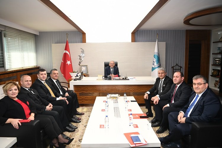 Memduh Büyükkılıç Cumhur İttifakı’nı ağırladı