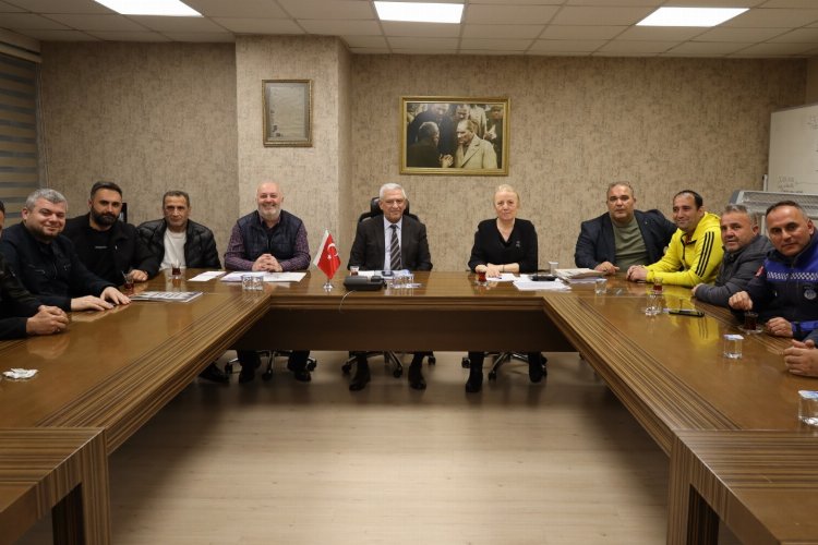 İzmit’te yüzler gülüyor… Emekçilere yüzde 75 zam!