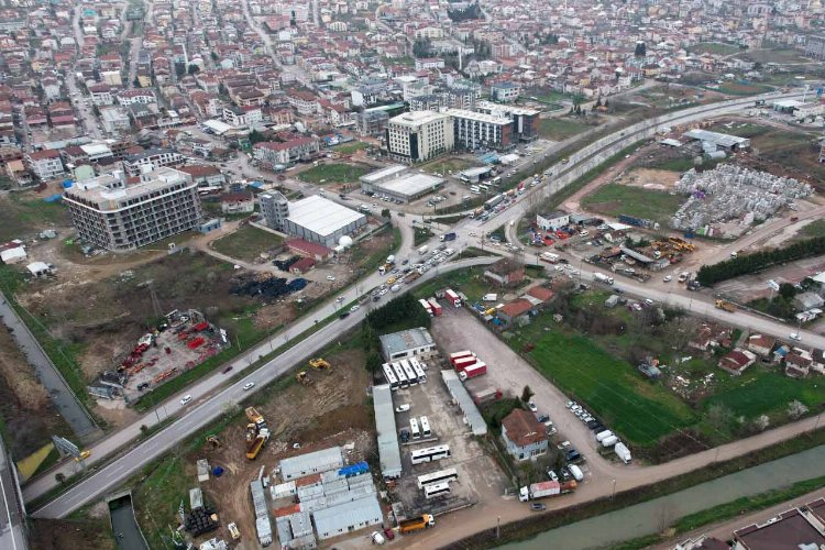 Kocaeli’de ‘köprülü kavşak’ için ilk kazma
