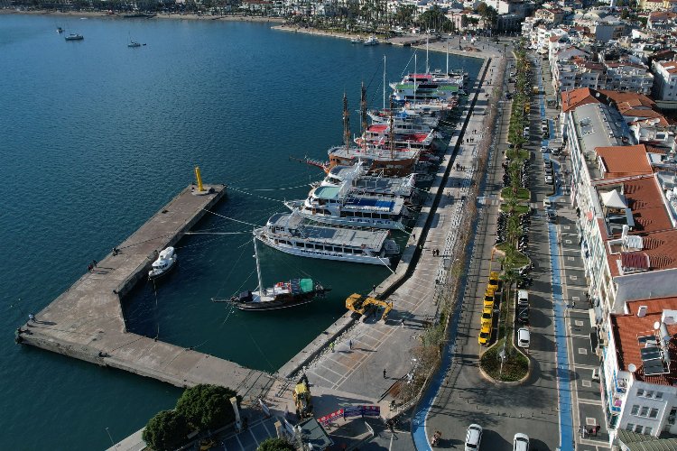 Marmaris Limanı’nda çalışmalar tam gaz