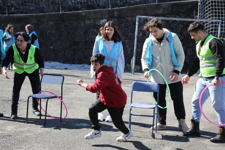 RİBEGEM’den ‘Kocaman Gülüşler’