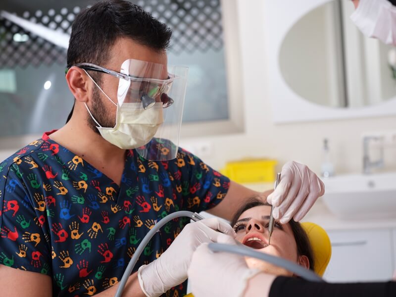 Konya Acil Diş: Anında Müdahale, Hızlı Çözümler