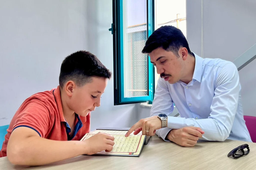 Kaymakam Kahraman Kur’an kurslarını ziyaret etti