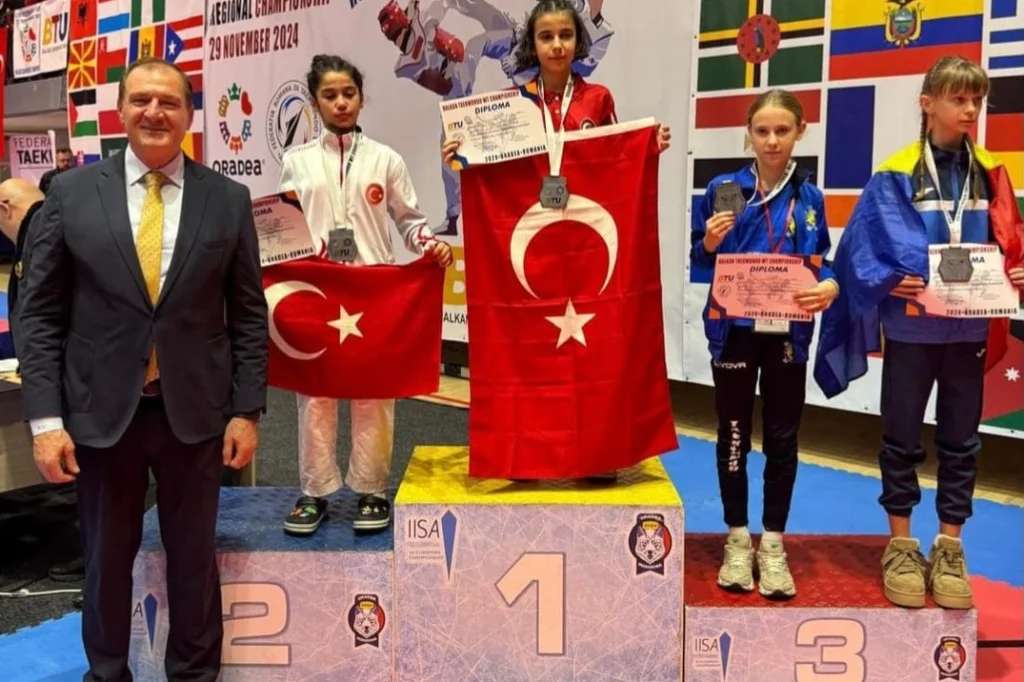 Konyalı Fatma Azra ‘Balkan şampiyonu’ oldu