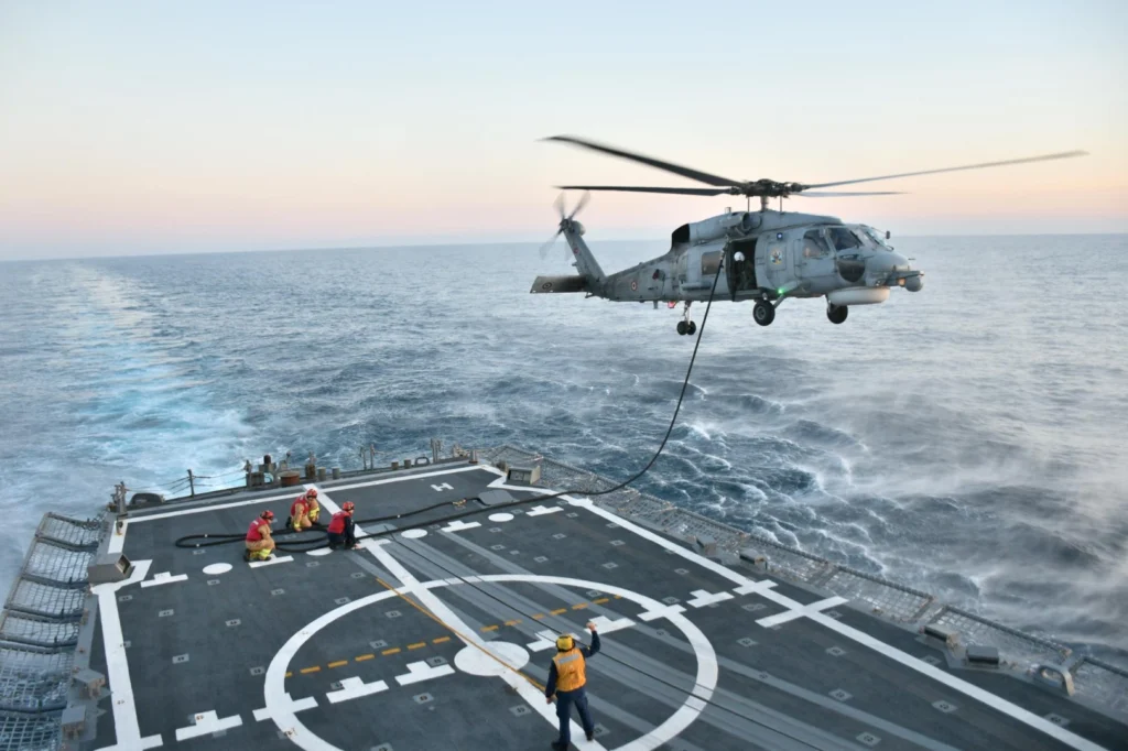 Havada nefes kesen ‘yakıt ikmali’ tatbikatı