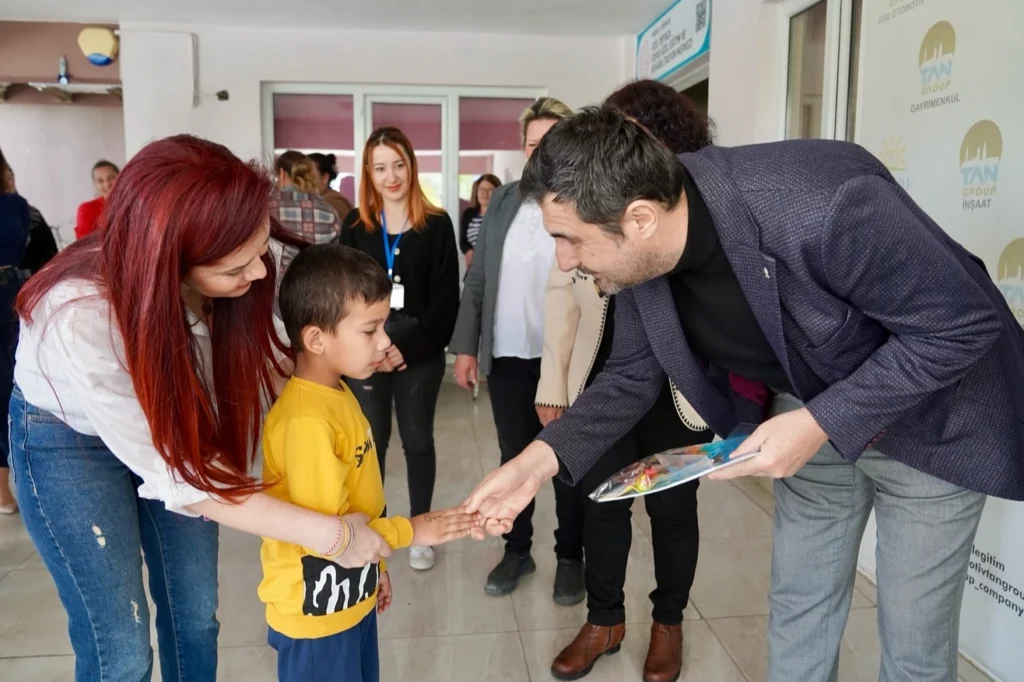 Muğla Ortaca’da özel öğrencilerle erken bayramlaşma