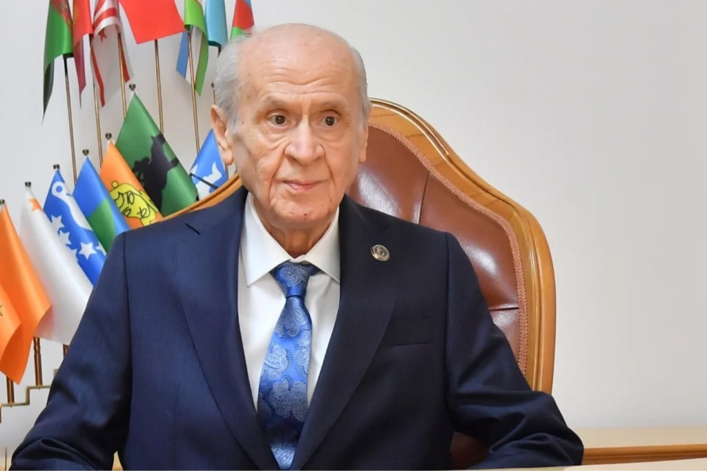 Bahçeli’den Galatasaray’a şampiyonluk tebriği