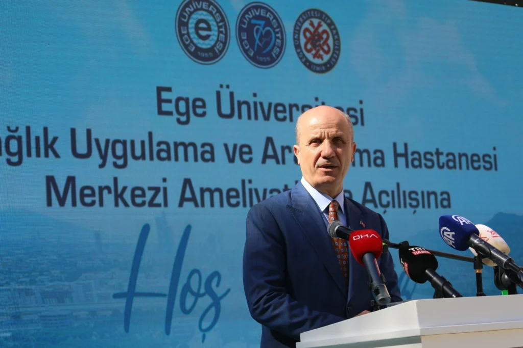 Ege Üniversitesi’nde 70. yıl coşkusu… Hedef, sağlıkta mükemmeliyet