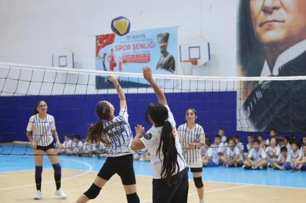 İzmir Karabağlar’da 19 Mayıs Spor Şenliği heyecanı