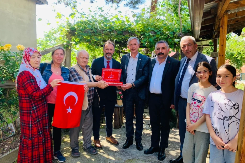 Kocaeli İzmit’te Kıbrıs Gazileri’ne vefa ziyareti