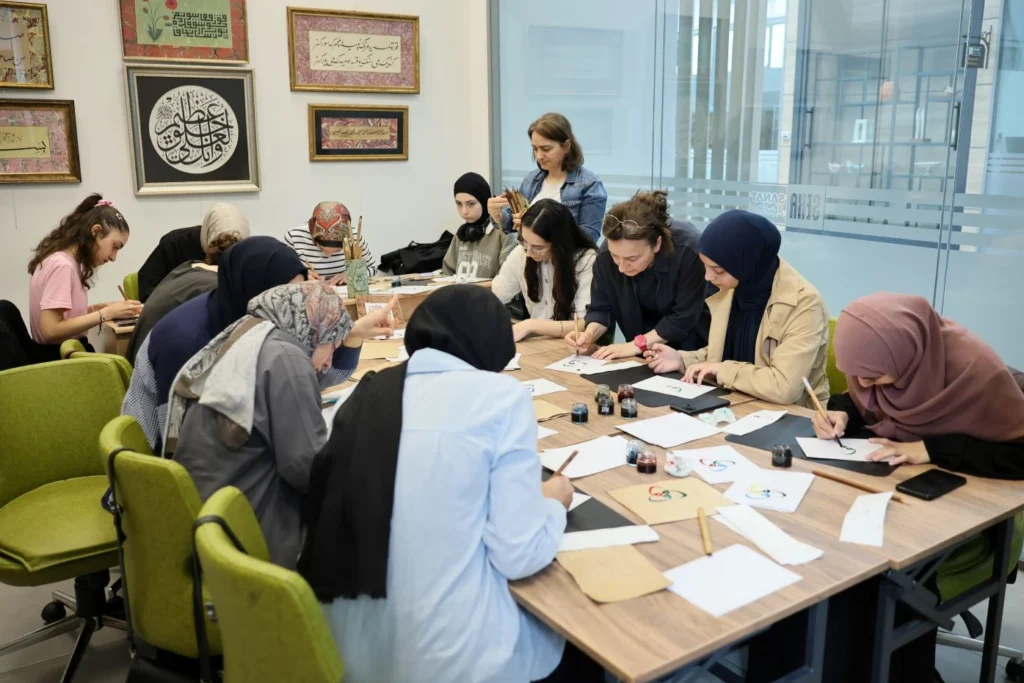 Kocaeli’de gençler sanatla buluştu