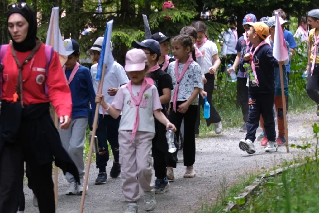 Kocaeli’de gençlere doğada eğitim