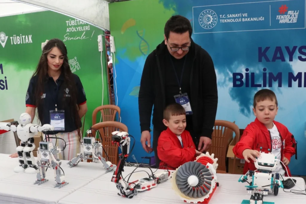 MEB Robot Yarışması Kayseri’de başladı