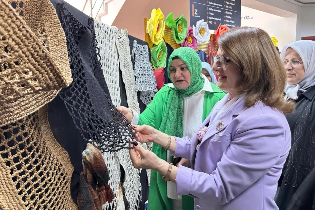 Nilüfer’de Çalılı kadınlar el emeklerini sergiledi