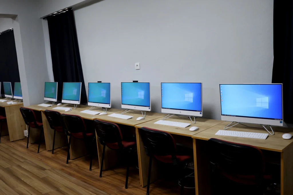 Sakarya Büyükşehir’den gençlerin geleceğine yatırım