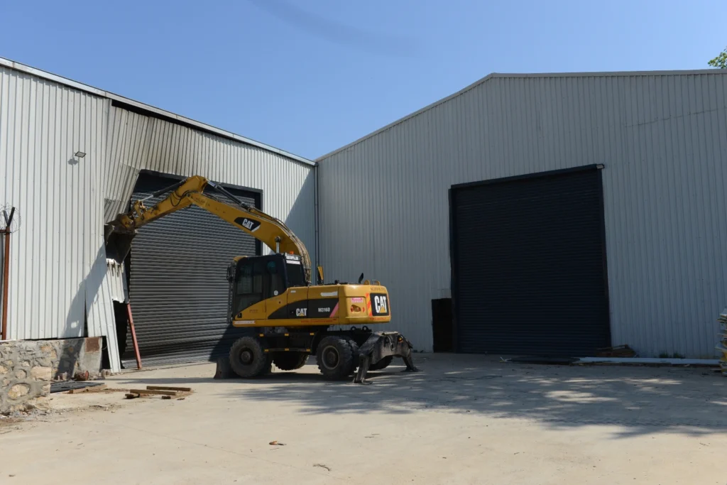 Bursa Nilüfer’de kaçak depoya geçit yok