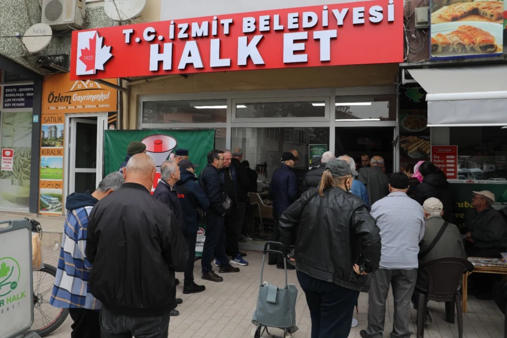 İzmit’te ‘Halk Et’e bayram molası