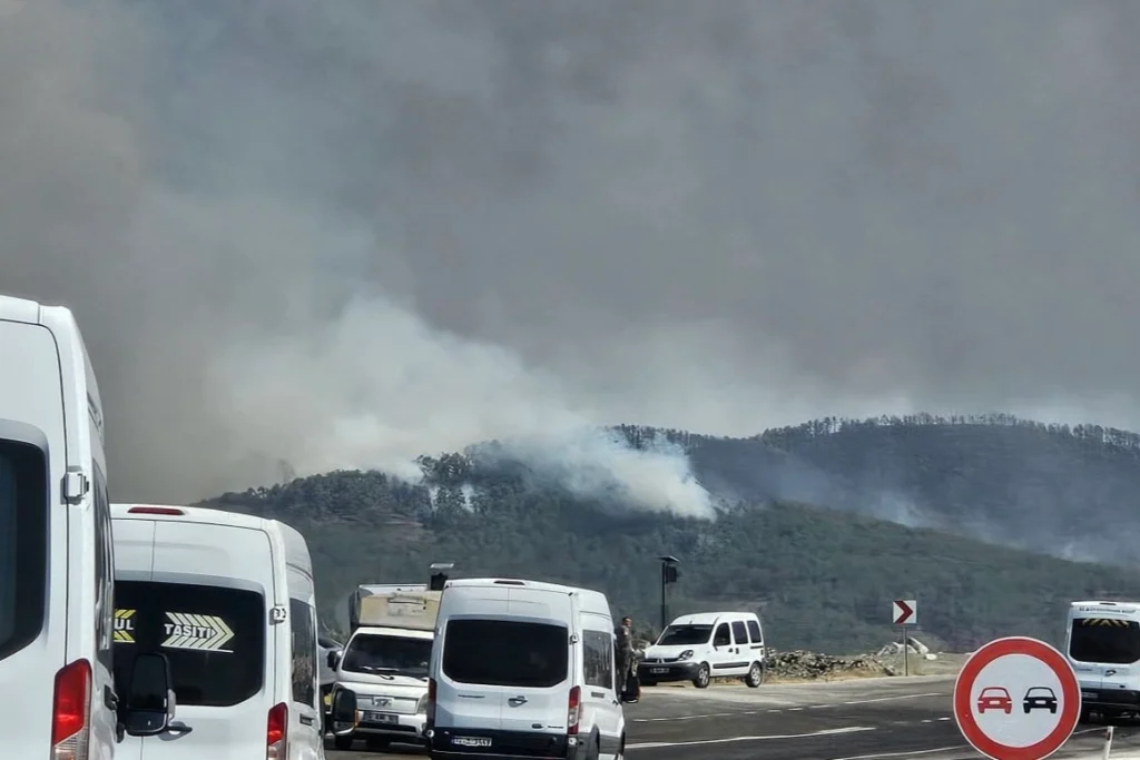 Bursa Harmancık’ta 3 mahalleye tahliye!