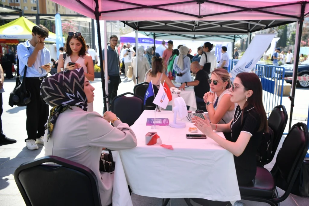 İstanbul Beylikdüzü’nde ‘kariyer’ ilgisi