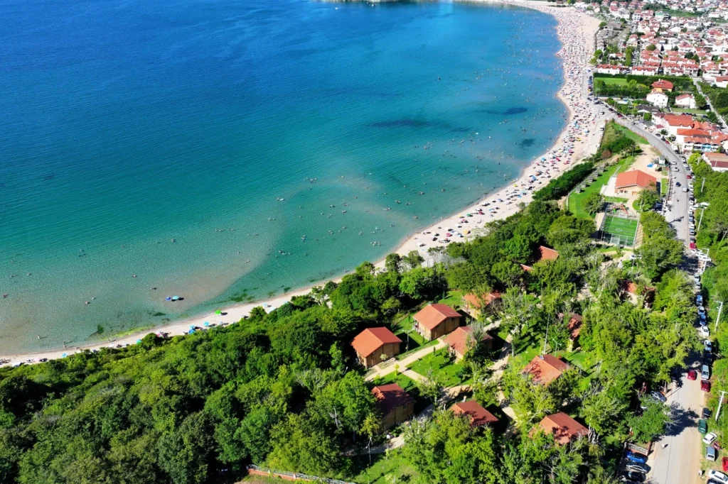 Kocaeli’de başarılı öğrencilere doğayla iç içe yaz tatili hediyesi