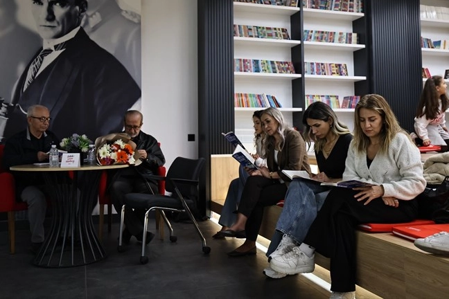 Denizli’de Cumhuriyet coşkusu ‘Sessiz Okuma’ ile taçlandı