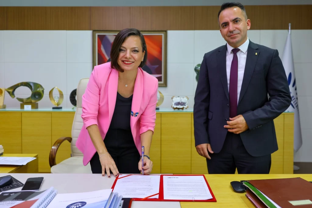 İzmir Karabağlar’da işçilere rekor promosyon desteği