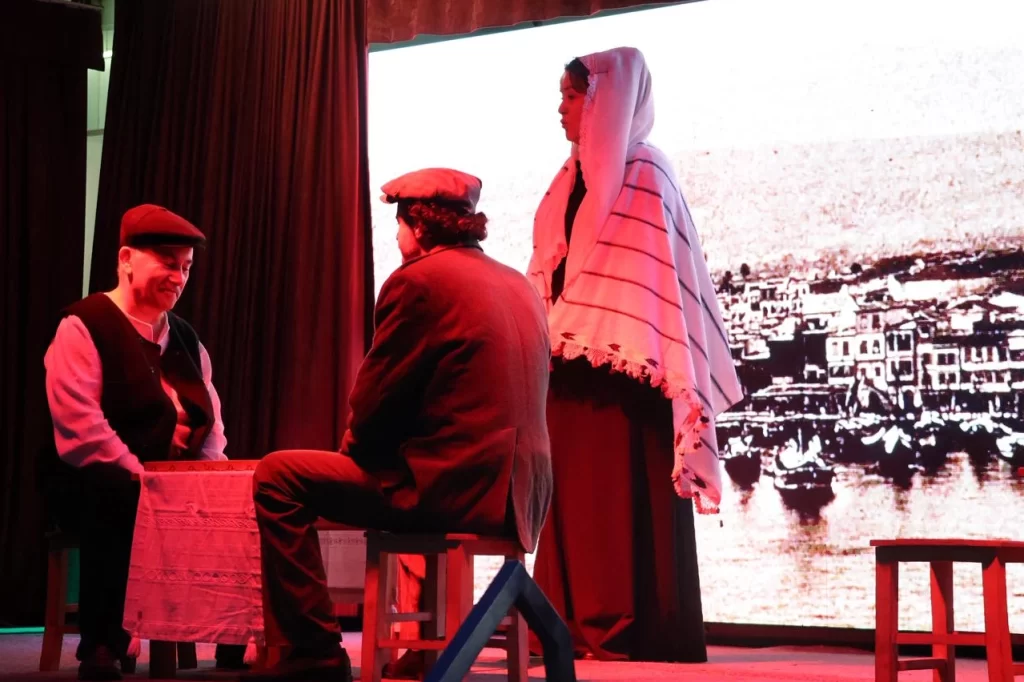 Mudanyalı tiyatrocular ‘Mübadil Öyküleri’ ile Adalar’da