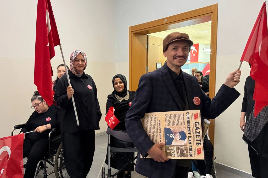 Sakarya’da özel bireylerin Cumhuriyet coşkusu