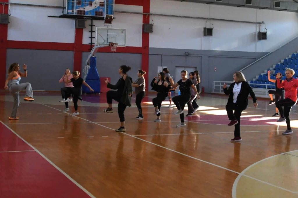 İzmir Narlıdere’de kadınlardan sağlıklı başlangıç