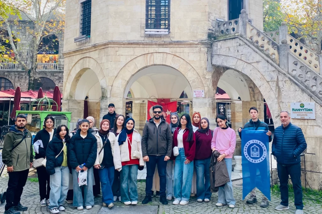 Yıldırımlı gençler Bursa’yı keşfediyor